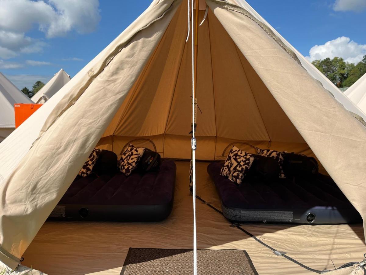 ホテル Festanation Oktoberfest Camp #1 ミュンヘン エクステリア 写真